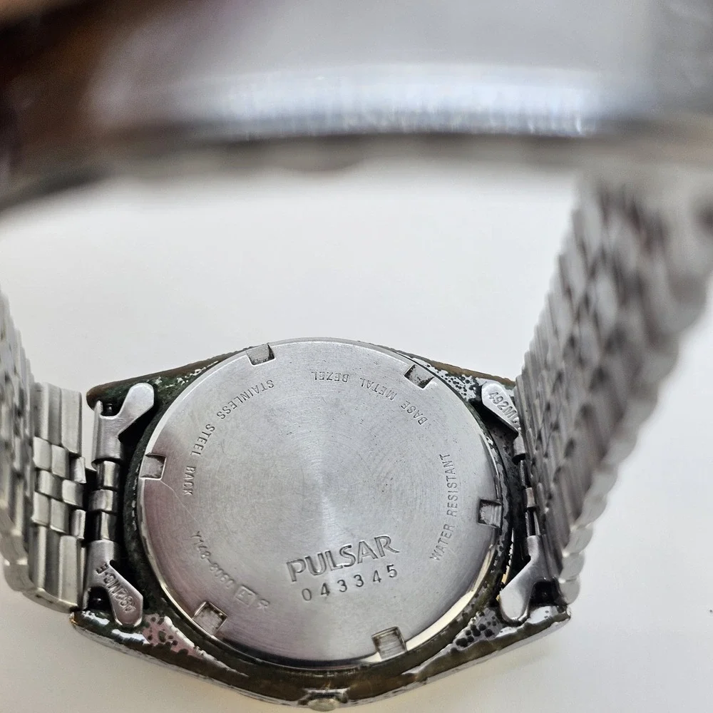 VTG Pulsar Men's Watch 35MM Gray Dial Day Date Two Tone Band 7.5